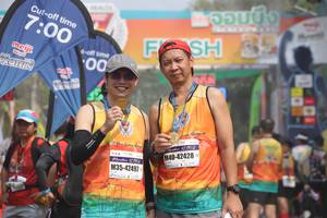 BIB: 700, 42428, 42497
                            <button type="button" onclick="openModal(8253056)" class="btn btn-primary btn-sm float-right btn-popup" data-toggle="modal" data-target=".modal-high-quality">
                        <i class="fas fa-shopping-cart"></i> Add to Cart
                    </button>
                                            <button type="button" onclick="isThisMe(8253056, true)" class="btn btn-success btn-sm float-right btn-popup btn-isme hidden" data-toggle="tooltip" data-placement="bottom" title="นี่คือรูปของคุณใช่ไหม คลิกที่นี่เพื่อเอาเข้าอัลบั้ม">
                        <i class="fas fa-plus"></i> Add to album
                    </button>
                    <button type="button" onclick="isThisMe(8253056, false)" class="btn btn-warning btn-sm float-right btn-popup btn-isnotme hidden">
                        <i class="fas fa-ban"></i> Remove from album
                    </button>